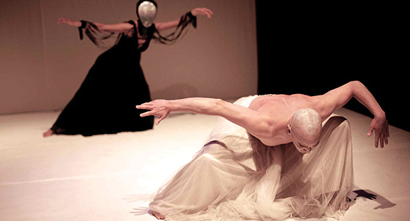 SOMA MNEMOSINE (El cuerpo de la memoria)