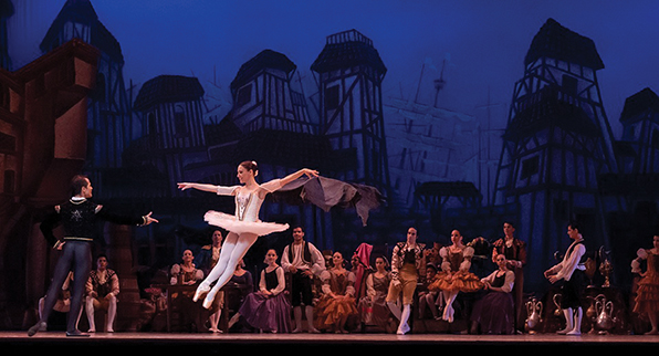 LA DANZA SE VISTE DE GALA