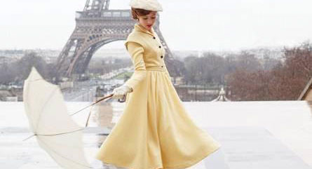 THE COLLECTION: EL MUNDO DE LA MODA NO RESULTA SER LO QUE PARECE
