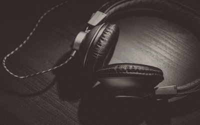 RADIO UNIVERSITARIA, UN TEMA PARA OÍR