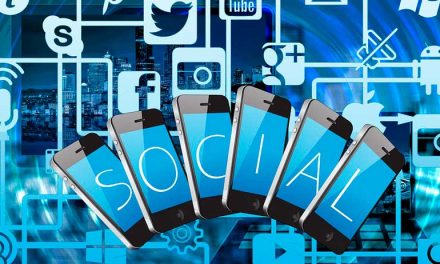 SÉ TU PROPIO COMMUNITY MANAGER